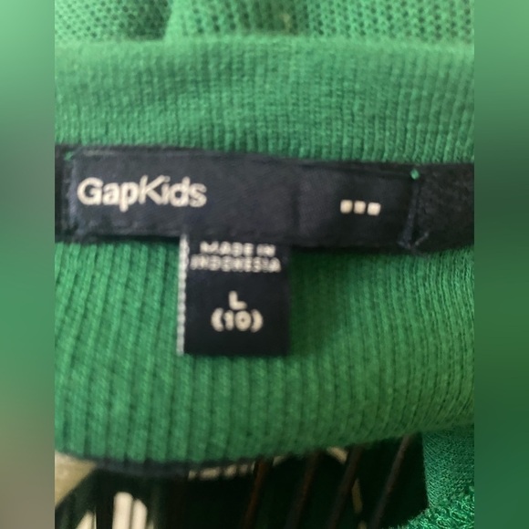 Gap kids navy, green, and white striped shirt - Picture 4 of 4